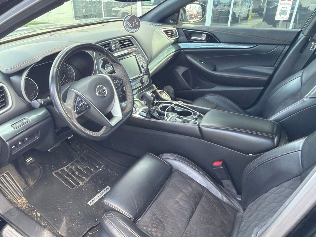 2020 Nissan Maxima SR