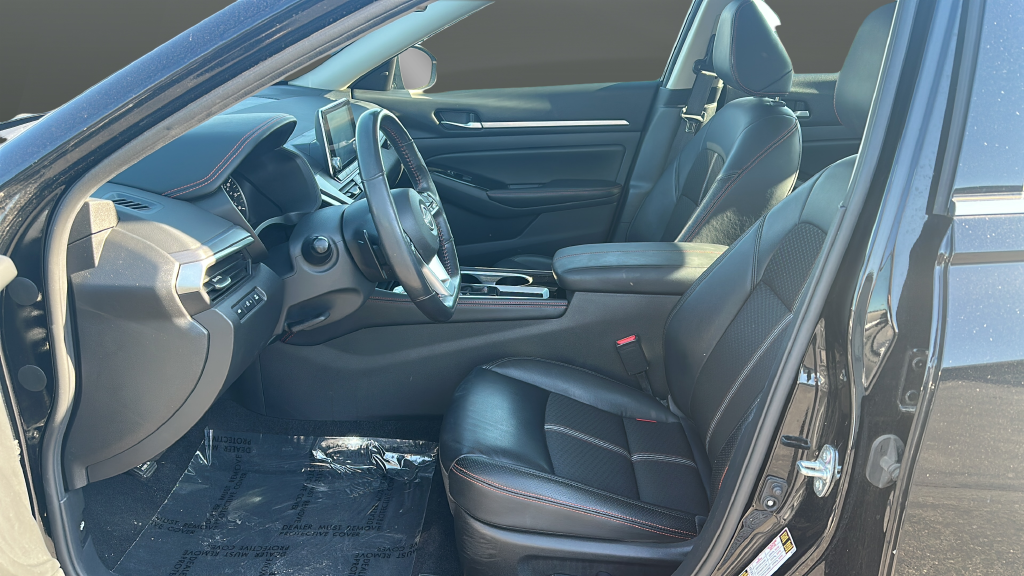 2024 Nissan Altima SR