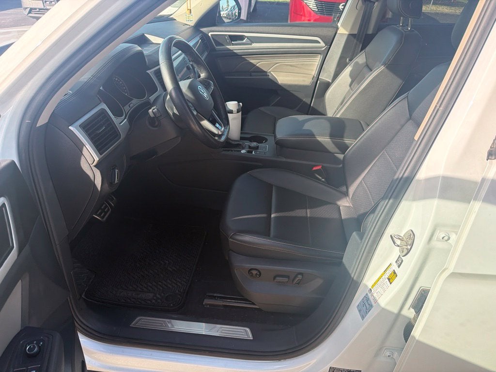 2021 Volkswagen Atlas 3.6L V6 SE w/Technology R-Line