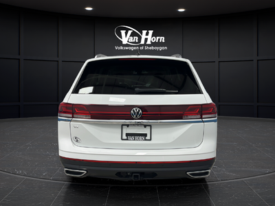 2025 Volkswagen Atlas 2.0T SE w/Technology