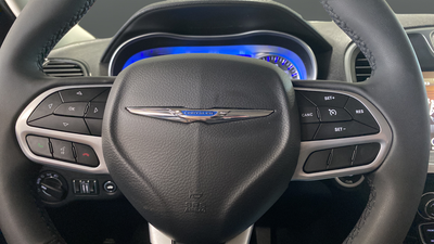 2023 Chrysler 300 Touring