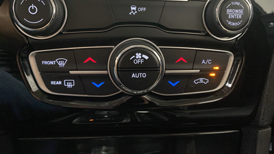 2023 Chrysler 300 Touring