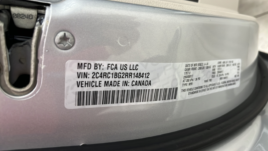 2024 Chrysler Pacifica Touring L