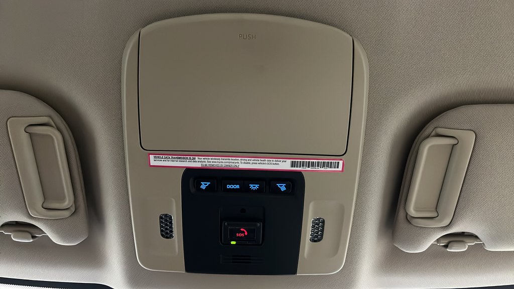 2023 Toyota Camry Hybrid XLE
