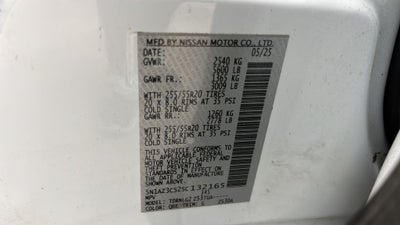2025 Nissan Murano SL