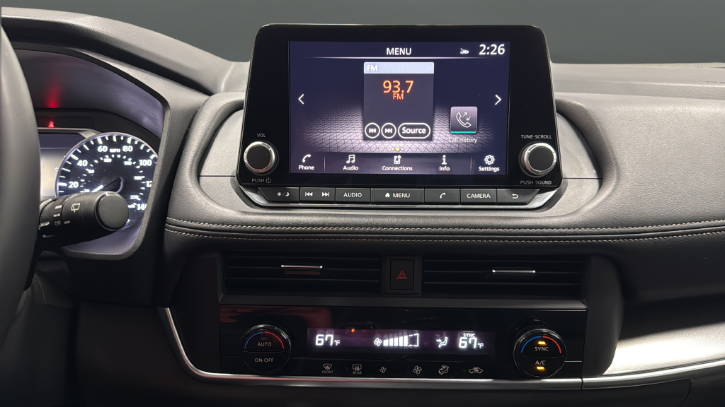 2025 Nissan Rogue SV
