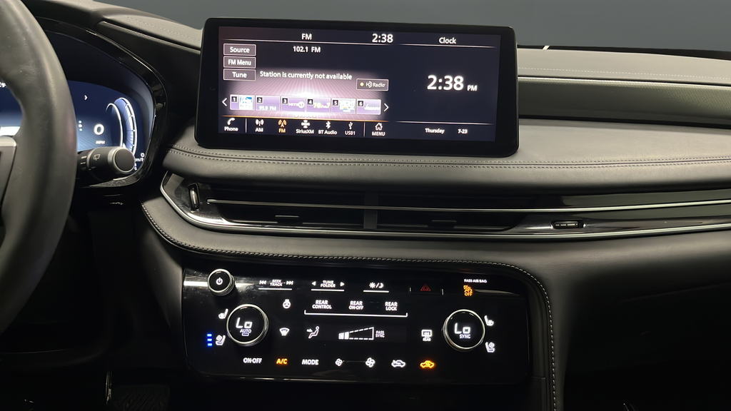 2024 INFINITI QX60 LUXE