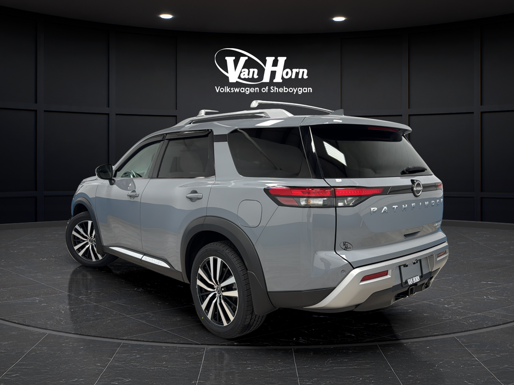 2024 Nissan Pathfinder Platinum