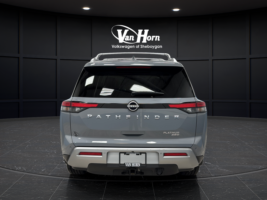 2024 Nissan Pathfinder Platinum