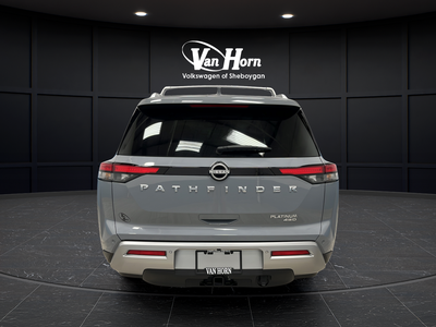 2025 Nissan Pathfinder Platinum