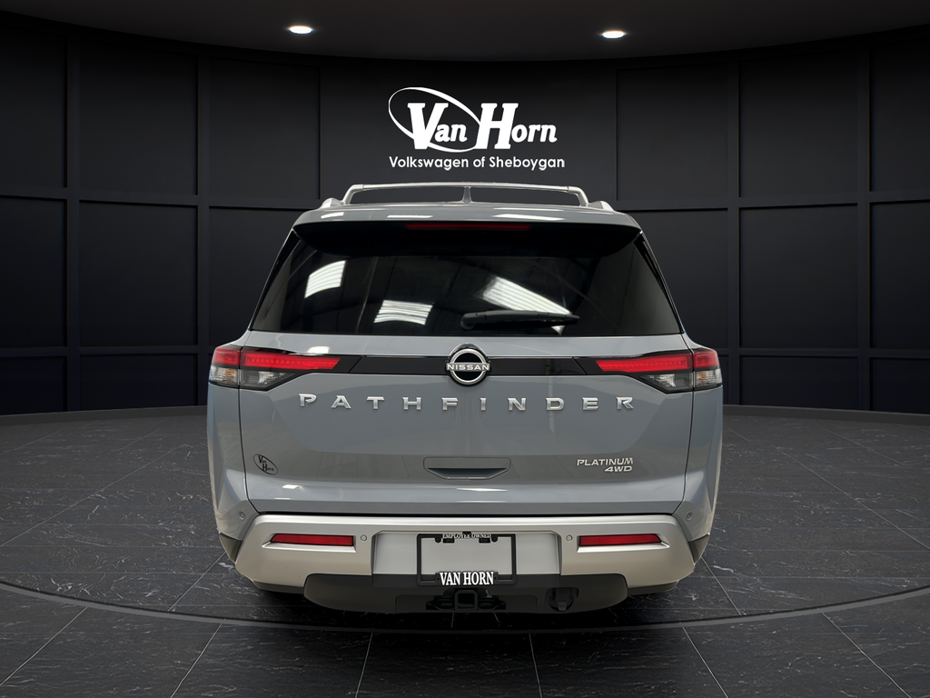 2025 Nissan Pathfinder Platinum