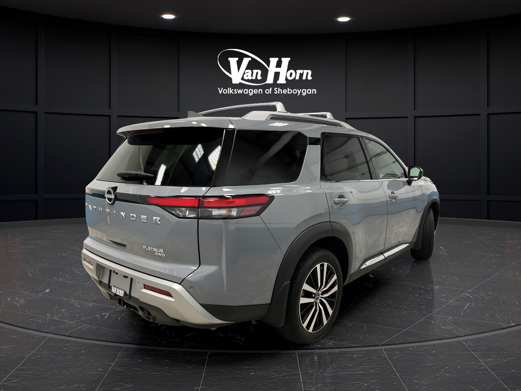 2025 Nissan Pathfinder Platinum
