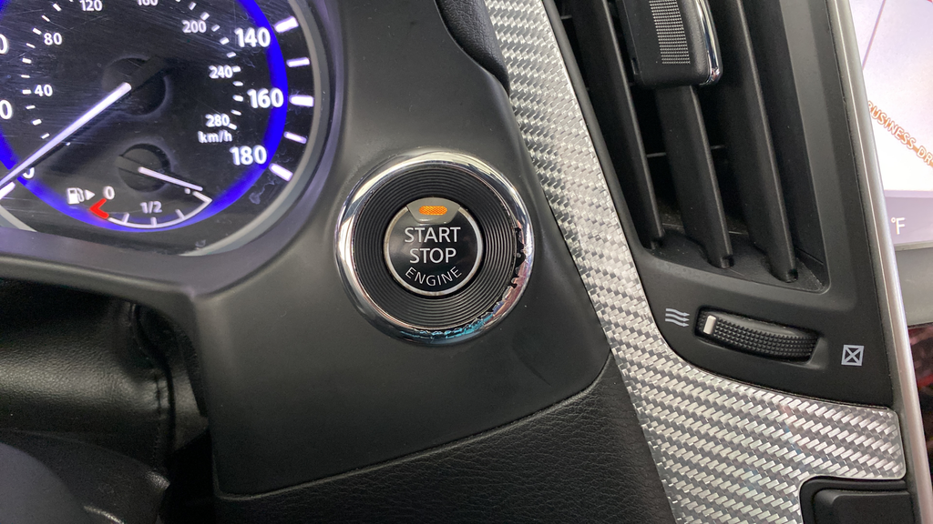 2017 INFINITI Q60 Red Sport 400