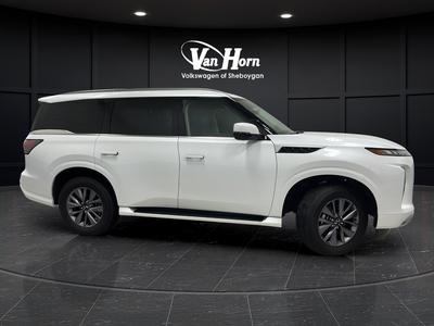 2025 INFINITI QX80 PURE