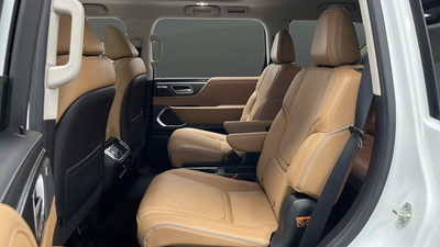 2025 INFINITI QX80 LUXE