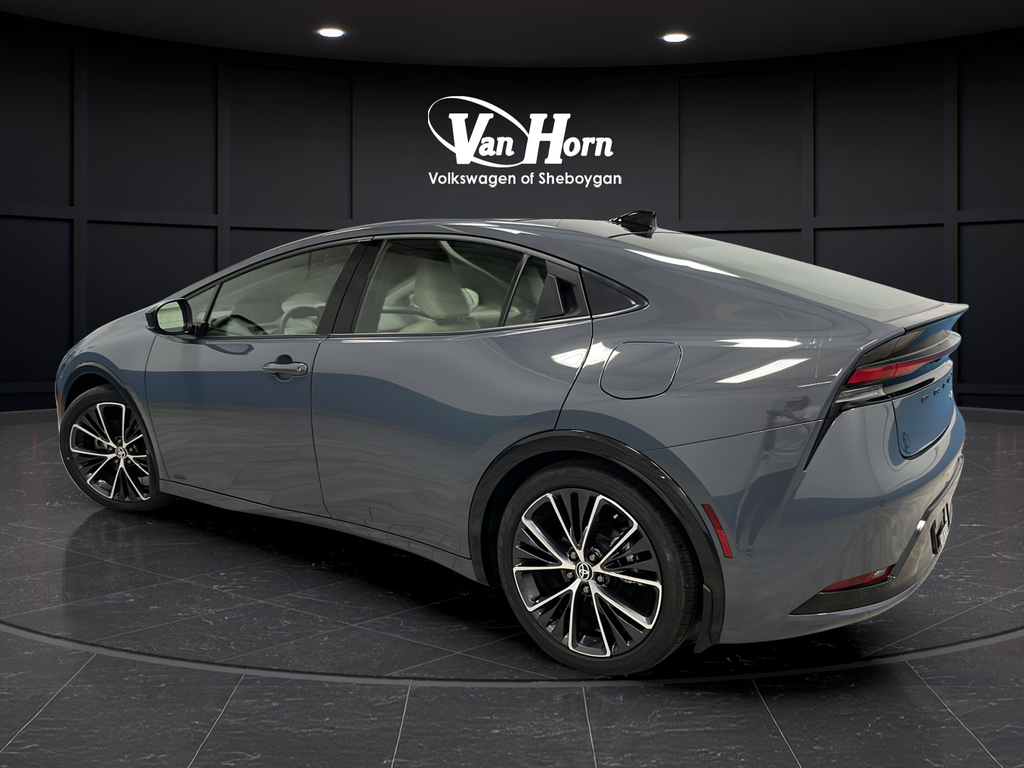 2024 Toyota Prius XLE