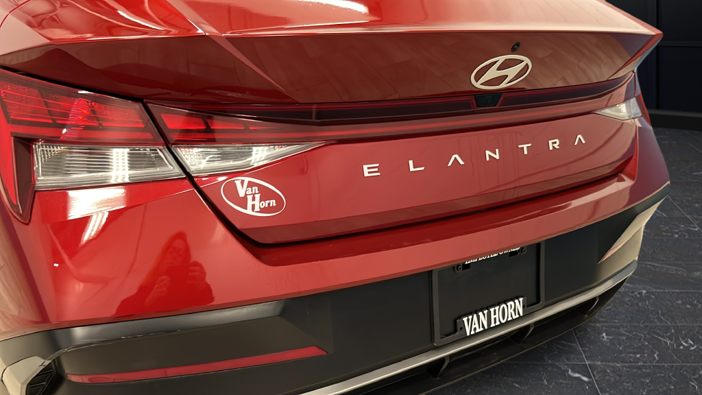 2025 Hyundai Elantra SEL Convenience