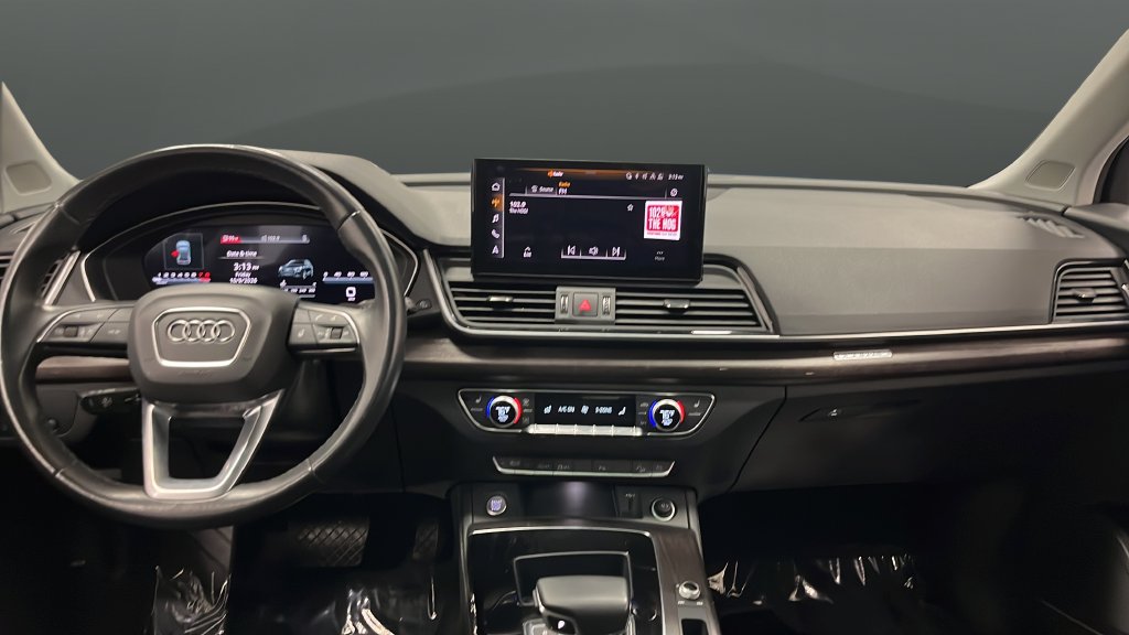 2024 Audi Q5 45 S line Premium quattro