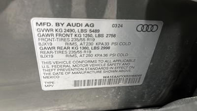 2024 Audi Q5 45 S line Premium quattro