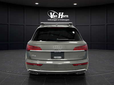 2024 Audi Q5 45 S line Premium quattro