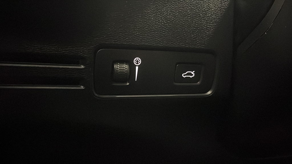 2022 Volvo XC40 Momentum