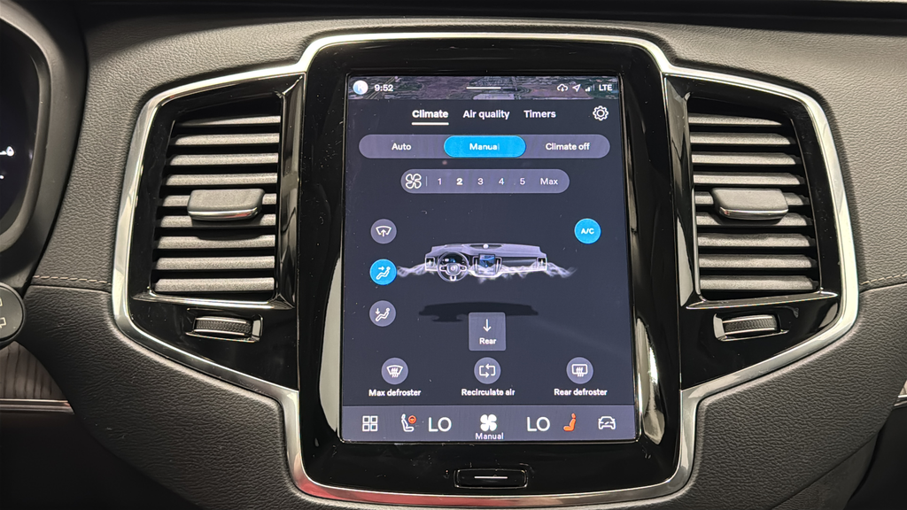 2024 Volvo XC90 Recharge Plug-In Hybrid Ultimate