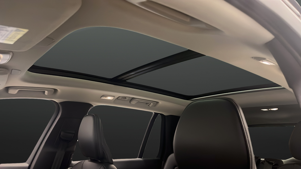 2023 Volvo XC90 B5 Core