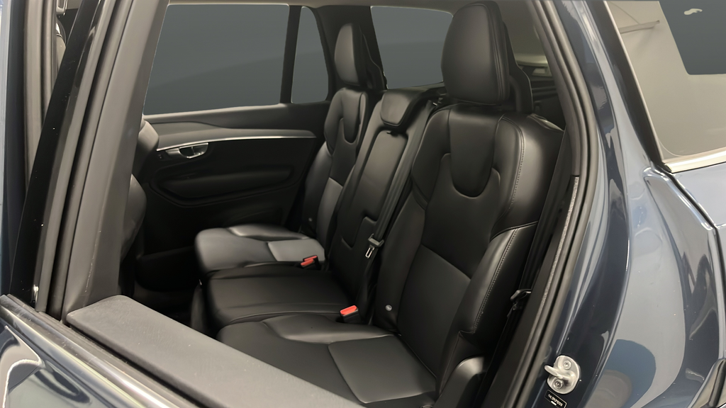 2023 Volvo XC90 B5 Core