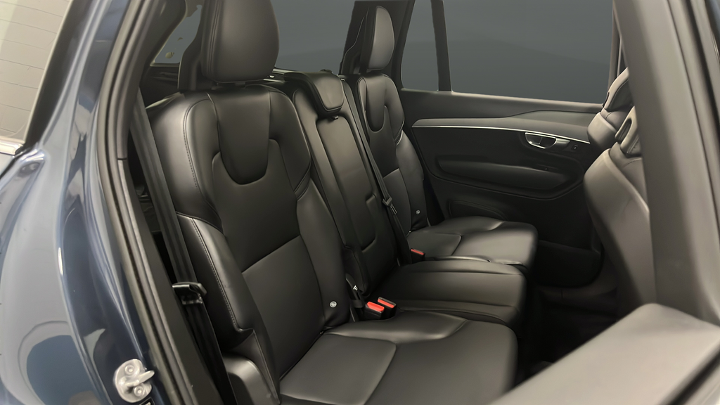 2023 Volvo XC90 B5 Core