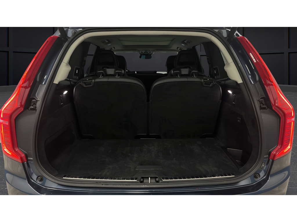 2023 Volvo XC90 B5 Core