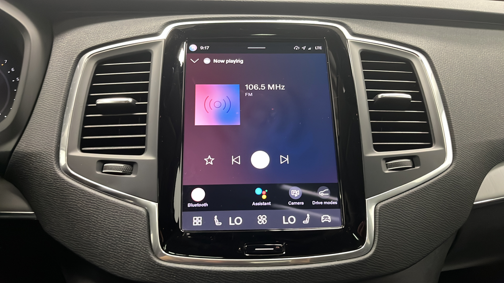 2023 Volvo XC90 B5 Core