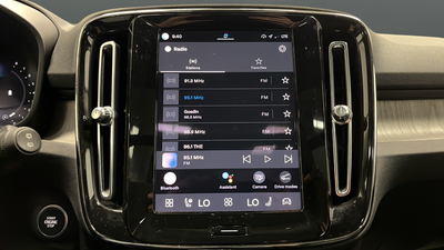 2023 Volvo XC40 B5 Plus Bright Theme