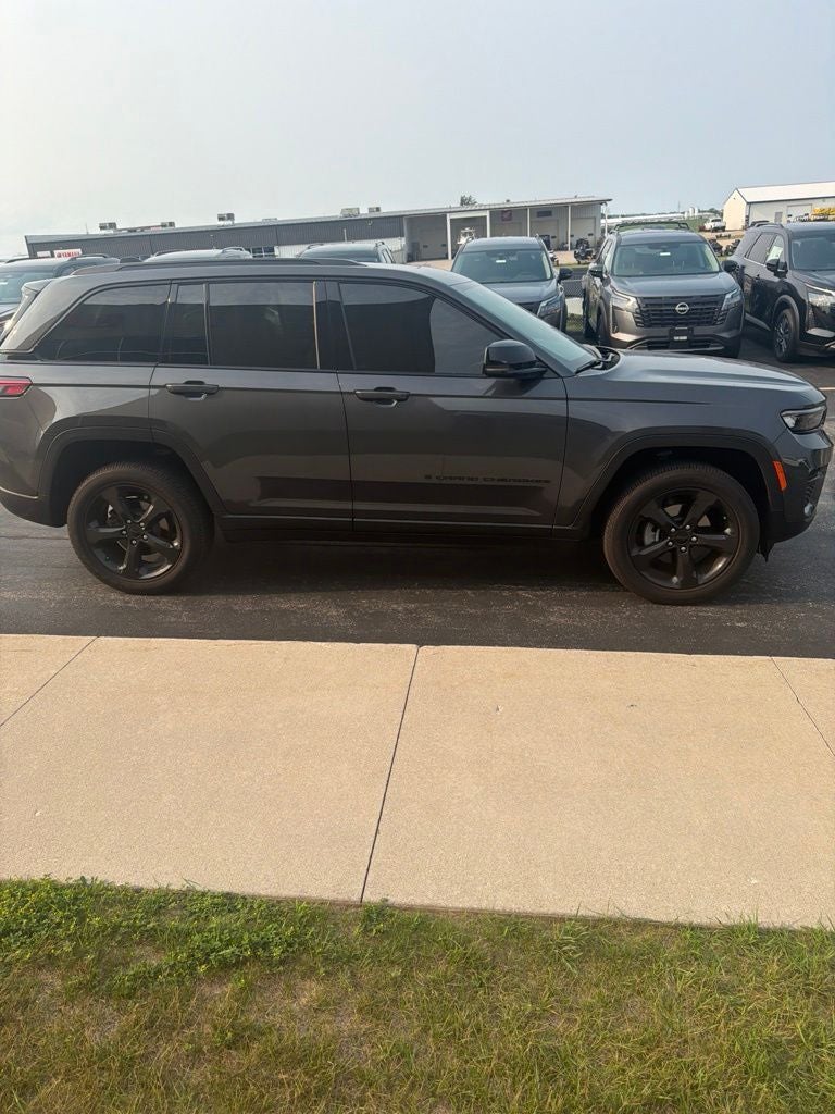 2023 Jeep Grand Cherokee Altitude X