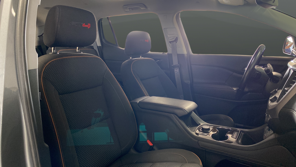 2020 GMC Acadia AT4