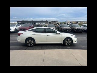 2020 Nissan Altima 2.5 SV