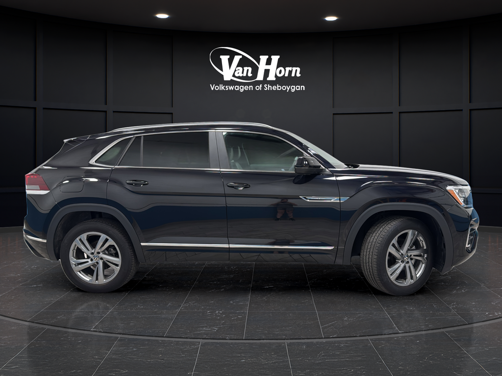 2024 Volkswagen Atlas Cross Sport 2.0T SEL R-Line