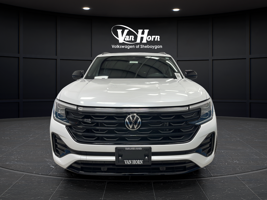 2025 Volkswagen Atlas Cross Sport 2.0T SEL R-Line Black