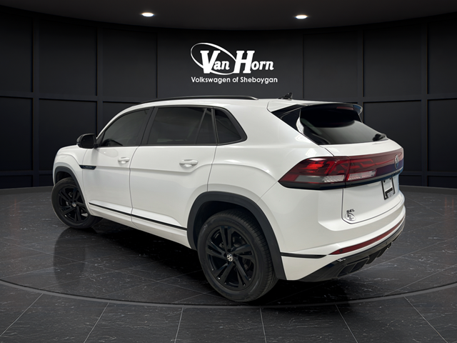 2025 Volkswagen Atlas Cross Sport 2.0T SEL R-Line Black