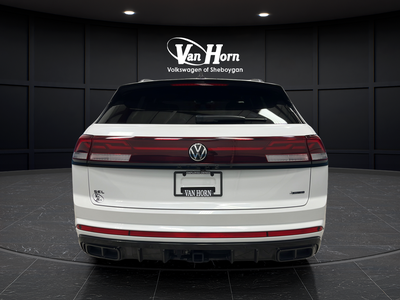 2025 Volkswagen Atlas Cross Sport 2.0T SEL R-Line Black