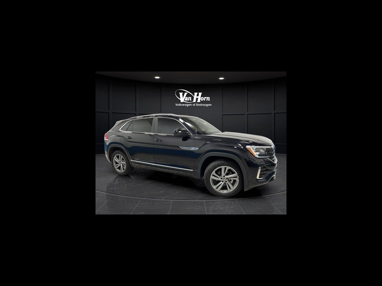 2024 Volkswagen Atlas Cross Sport 2.0T SEL R-Line