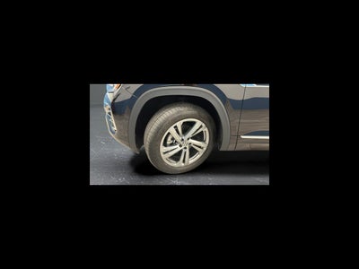 2024 Volkswagen Atlas Cross Sport 2.0T SEL R-Line