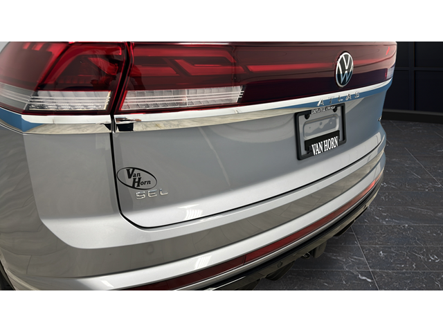 2024 Volkswagen Atlas Cross Sport 2.0T SEL R-Line