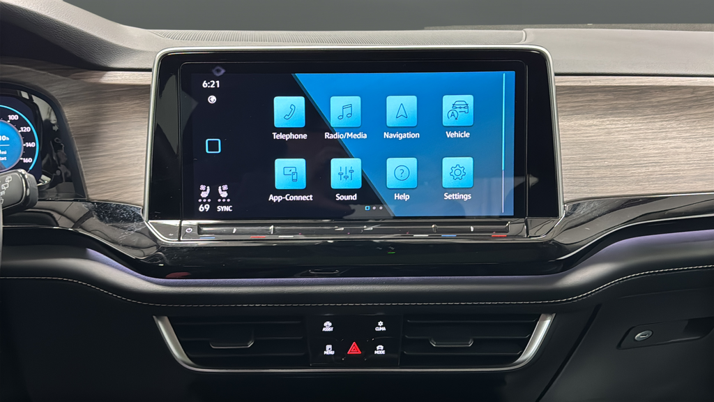 2024 Volkswagen Atlas 2.0T SEL