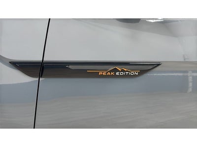 2025 Volkswagen Atlas 2.0T Peak Edition