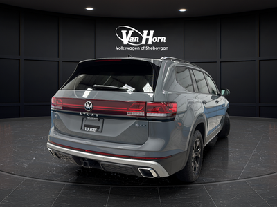 2025 Volkswagen Atlas 2.0T Peak Edition