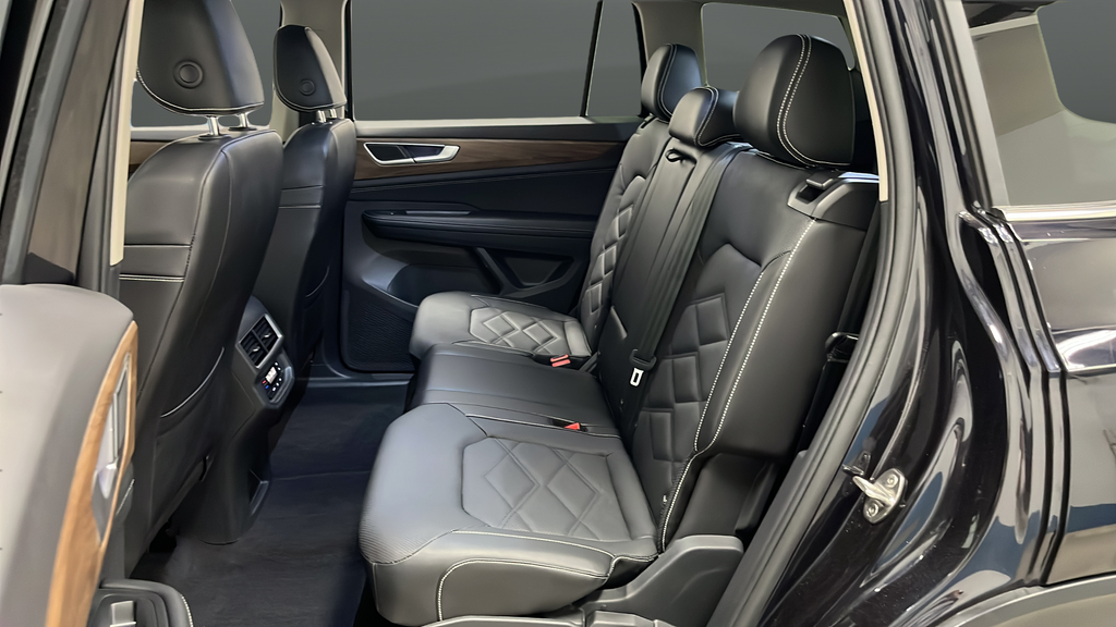 2024 Volkswagen Atlas 2.0T SE