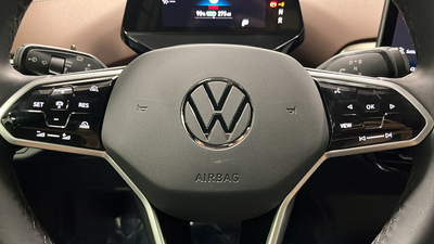 2024 Volkswagen ID.4 Pro