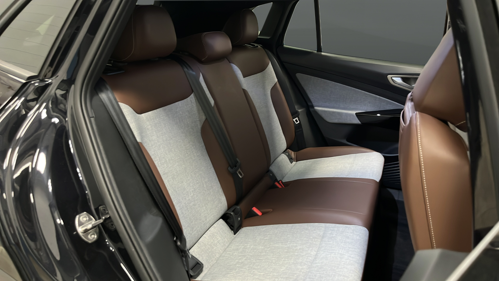 2024 Volkswagen ID.4 Pro