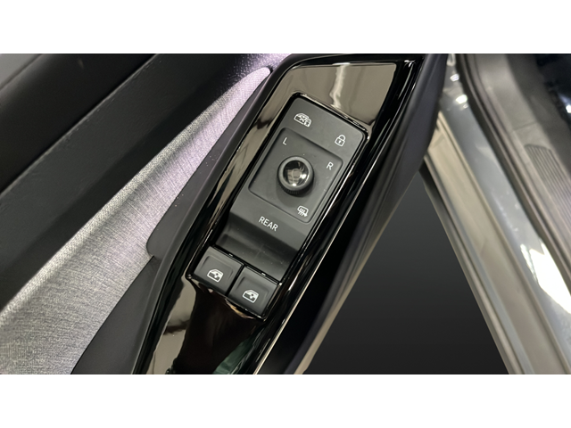 2025 Volkswagen ID.4 Pro