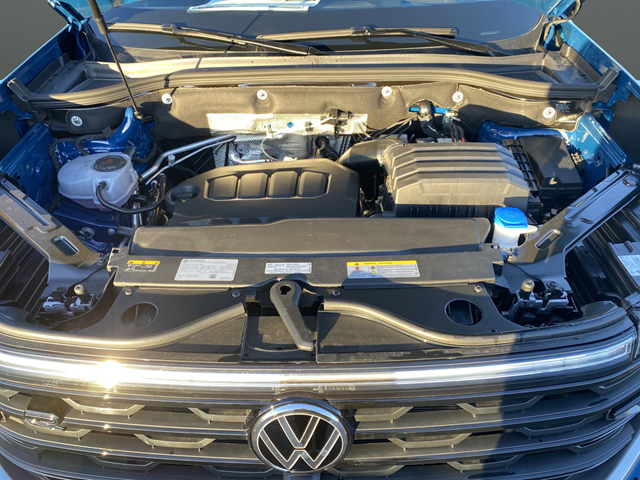 2026 Volkswagen Atlas Cross Sport 2.0T SEL Premium R-Line